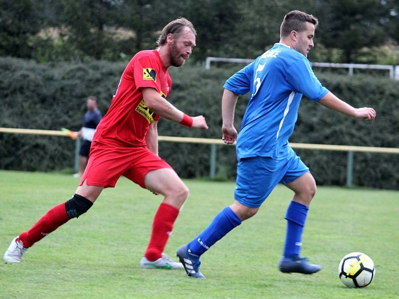 Fotbalová III. třída: TJ Sokol Paběnice B - TJ Sokol Červené Janovice 2:0 (1:0).