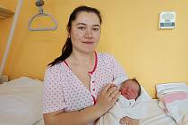 Viktorie Tiutiunnyk se narodila 8. dubna 2022 ve 2.38 hodin v Čáslavi. Po narození vážila 2870 gramů a měřila 47 centimetrů. Doma ve Vrdech ji přivítali maminka Tetiana, tatínek Viktor, čtyřletá sestřička Eva a dvouletá sestřička Karina.