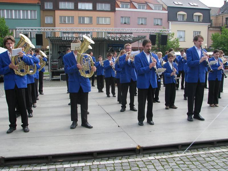 Čáslavský jarmark. Dechový orchestr mladých při ZUŠ Čáslav.