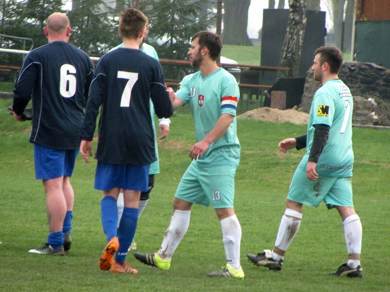 Fotbalová III. třída: TJ Sokol Červené Janovice - FK Kavalier Sázava B 1:0 (1:0).