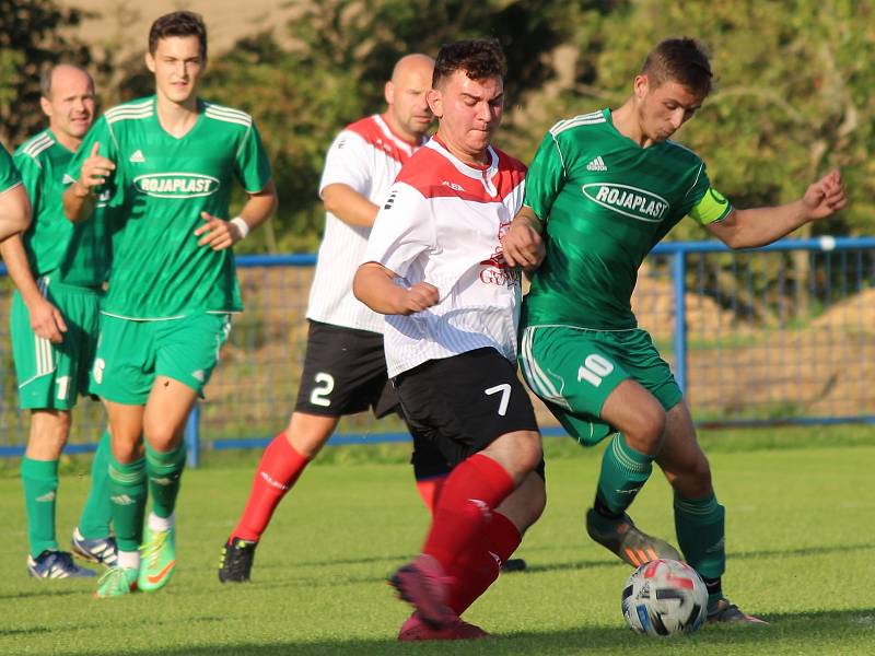 Fotbalová IV. třída, skupina B: TJ Sokol Družba Suchdol B - SK Zbraslavice B 11:0 (7:0).