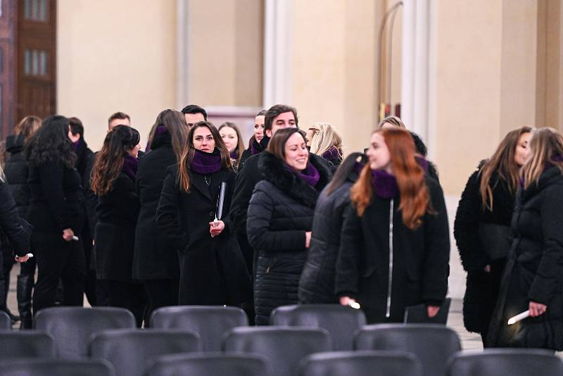 Z koncertu 'Vánoční Odyssea' v katedrále Nanebevzetí Panny Marie a sv. Jana Křtitele v Sedlci.