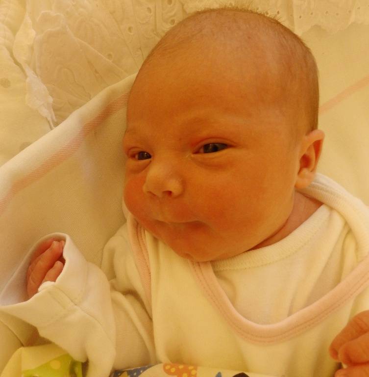 Ema Vaněčková se narodila 8. března v Čáslavi. Vážila 3050 gramů a měřila 50 centimetrů. Doma v Čáslavi ji přivítali maminka Klára a tatínek Jindřich.