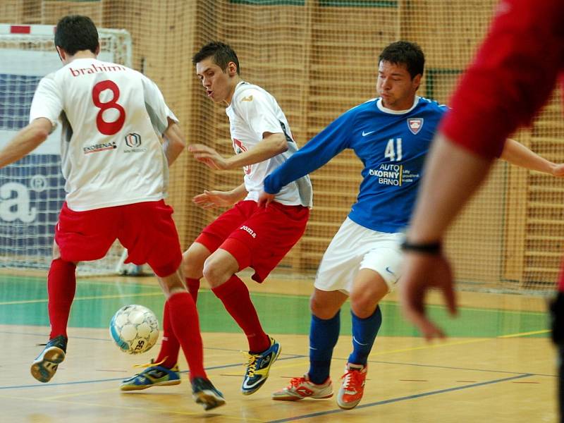 3. semifinále ChFL: FC Benago Zruč - FC Tango Brno 4:5 pp., 5. května 2013.