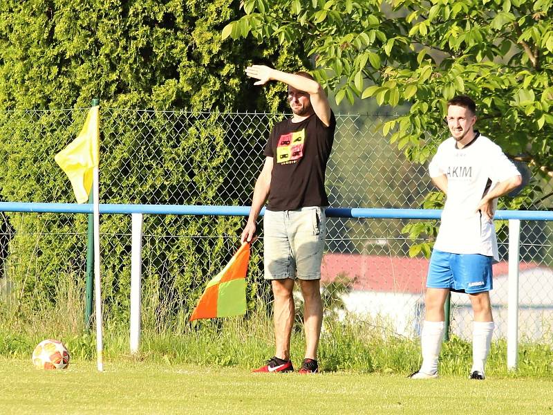 Fotbalová IV. třída, skupina B: SK Zbraslavice B - TJ Sokol Paběnice B 0:7 (0:2).