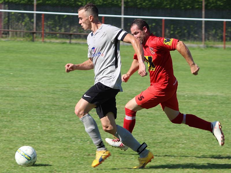 Předkolo Poháru Okresního fotbalového svazu Kutná Hora: TJ Sokol Červené Janovice - FK Záboří nad Labem 2:0 (1:0).