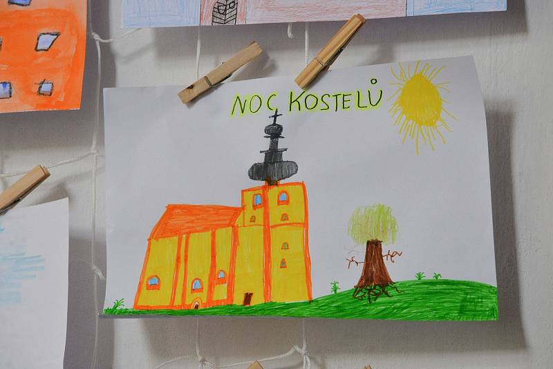 Noc kostelů v Uhlířských Janovicích se nesla ve znamení hudby