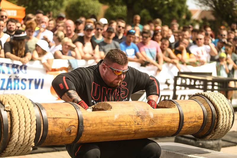 Strongman závody v Golčově Jeníkově v neděli 24. července 2021.