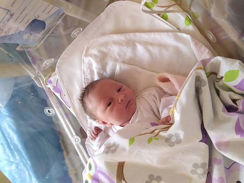 Eliška Bubeníčková se narodila 23. srpna 2021 v 1.19 hodin v čáslavské porodnici. Vážila 2930 gramů a měřila 48 centimetrů. Doma v Čáslavi se z ní těší maminka Blanka, tatínek Pavel a pětiletý bráška Matyáš.