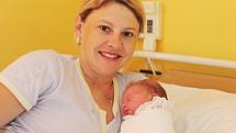Rozálie Skokanová se narodila 12.září v Čáslavi s váhou 2650 gramů a výškou 48 centimetrů. Bydlet bude ve Žlebech s tatínkem Tomášem, maminkou Kamilou a bráškou Michalem. 
