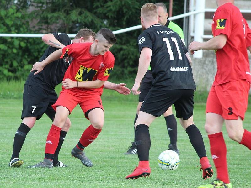 Letní liga Pivovaru Kutná Hora: TJ Sokol Červené Janovice - SK Malešov 7:3 (3:1).