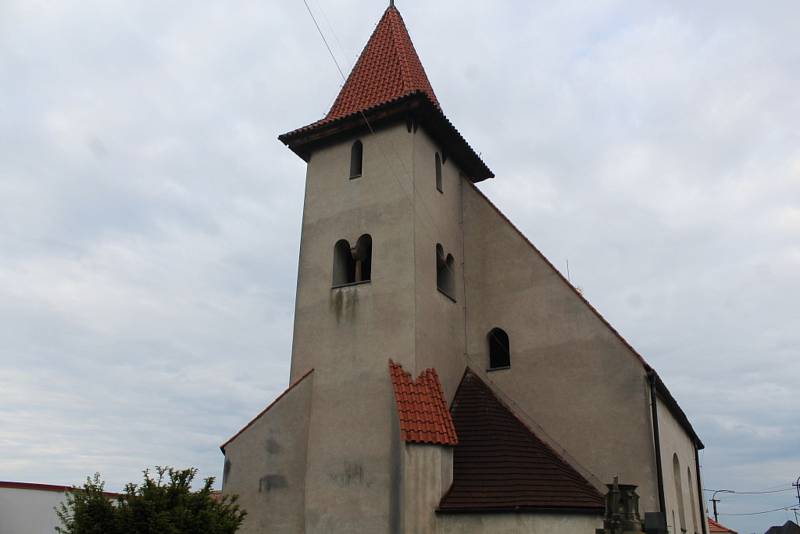 V rámci Noci kostelů se otevřel i kostel sv. Štěpána v Malíně.