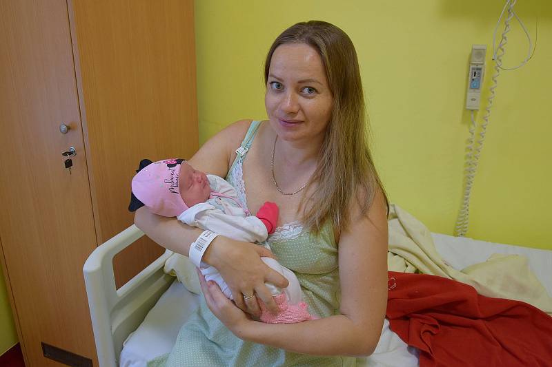 Karolína Vošická se narodila 5. října 2021 v 19.22 hodin v benešovské porodnici. Vážila 3830 g. Doma ve Vlašimi ji přivítali maminka Oksana, tatínek Pavel a dvouletá sestřička Daniela.