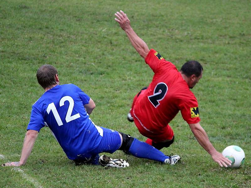 Fotbalová III. třída: TJ Zbýšov - TJ Sokol Červené Janovice 2:0 (0:0).