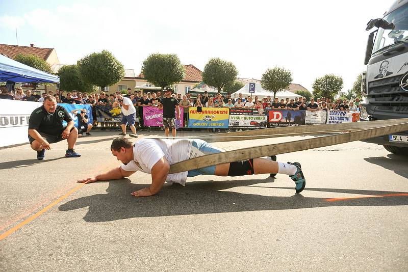 Strongman závody v Golčově Jeníkově v neděli 24. července 2021.