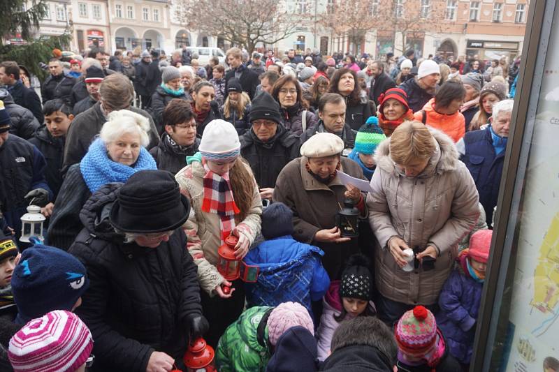 Slavnost s Betlémským světlem 24. prosince 2016 v Kutné Hoře