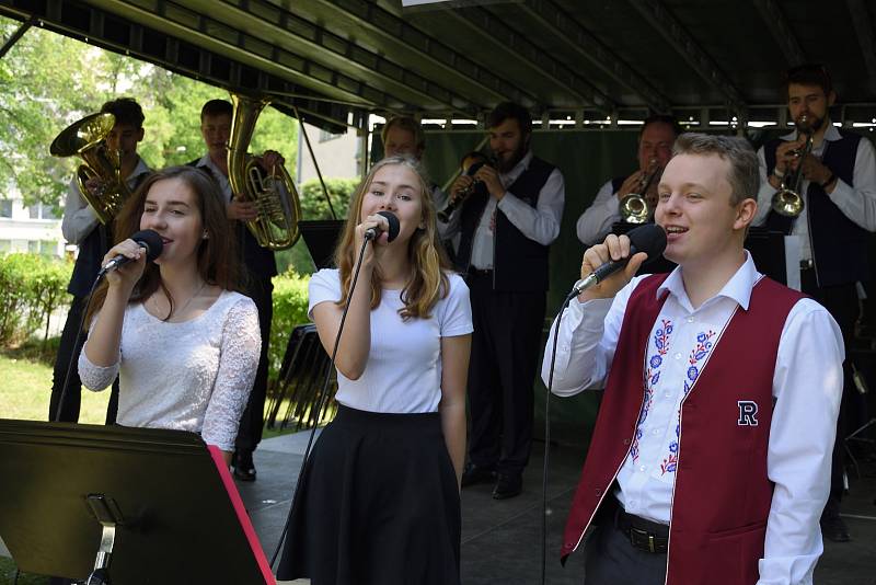 Zruč slaví 80. výročí příchodu firmy Baťa do města.