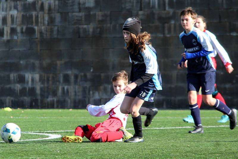 Fotbalový přípravný zápas, mladší žáci, kategorie U13: FK Čáslav - TJ Sokol Družba Suchdol 3:3 (0:1, 2:0, 1:2).