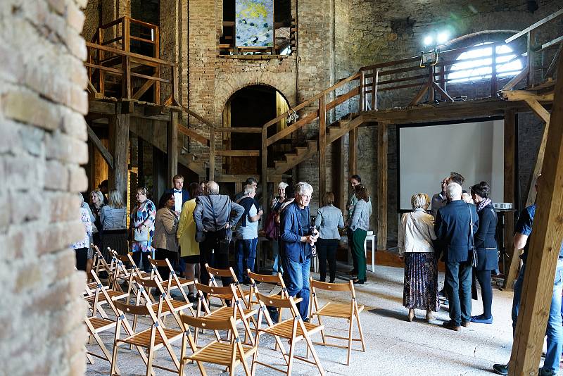 Na zámku Kačina byly ve čtvrtek 23. září 2021 slavnostně otevřeny nové expozice.