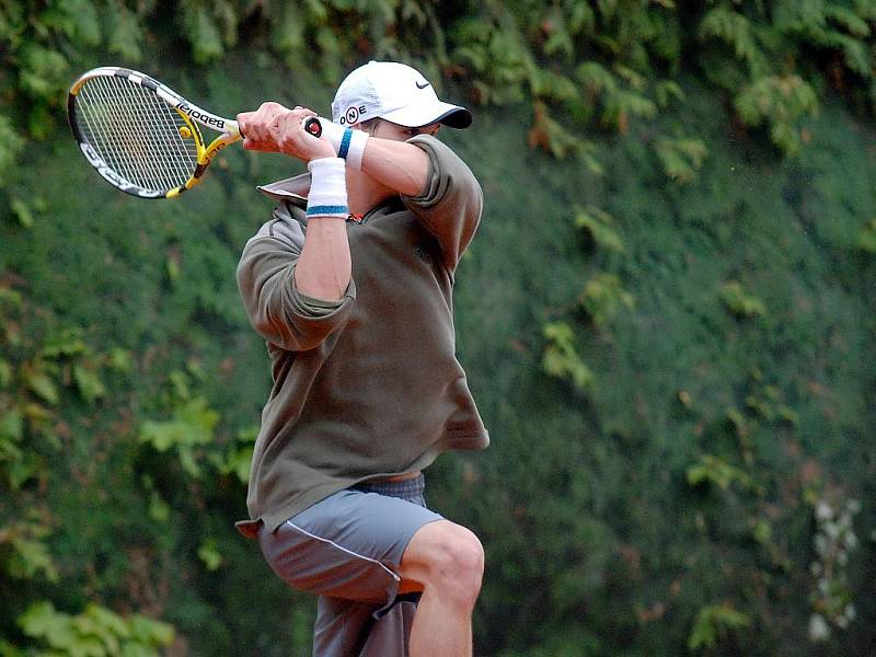 Tenis: Kutná Hora A - Houštka a Kutná Hora D - Týnec n. S., 15. května 2010.