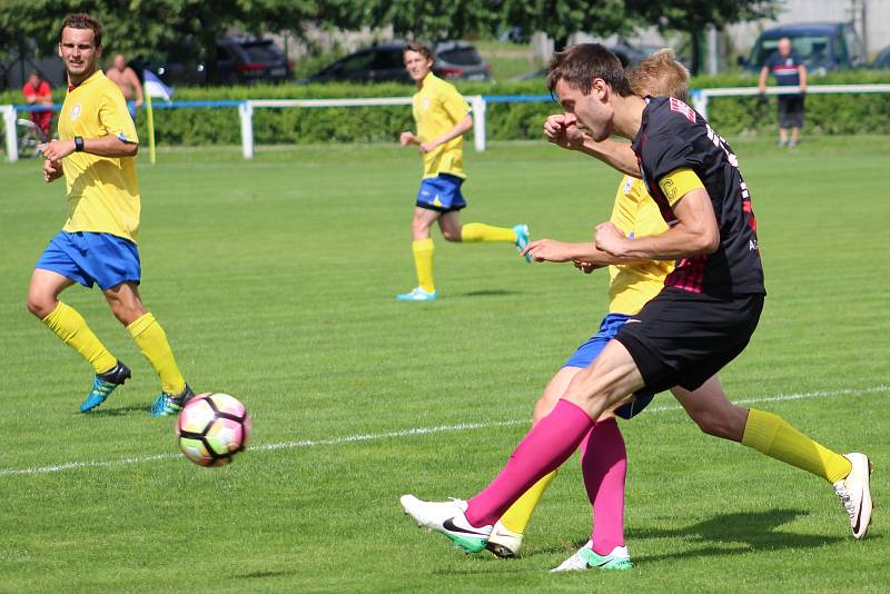 Čáslav v závěru zápasu s Chrudimí třikrát inkasovala a prohrála 0:3