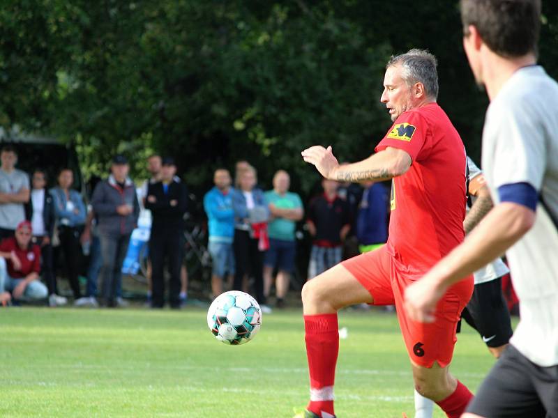 Fotbalová III. třída: FK Záboří nad Labem - TJ Sokol Červené Janovice 4:2 (2:1).