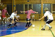 Futsal liga: 5. hrací den kutnohorské Futsal ligy Restaurace Na Valech, čtvrtek 27. listopadu 2008