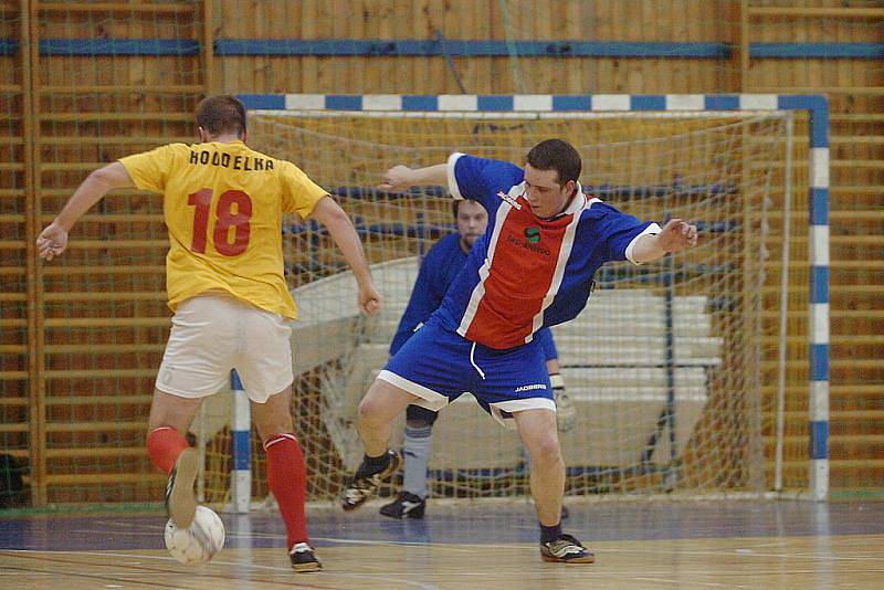 Odvety čtvrtfinále Rasyguard play off Club Deportivo futsalové ligy, 17. března 2011.