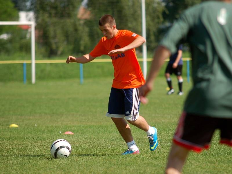 Turnaj malého fotbalu v Nových Dvorech, 13. července 2013.