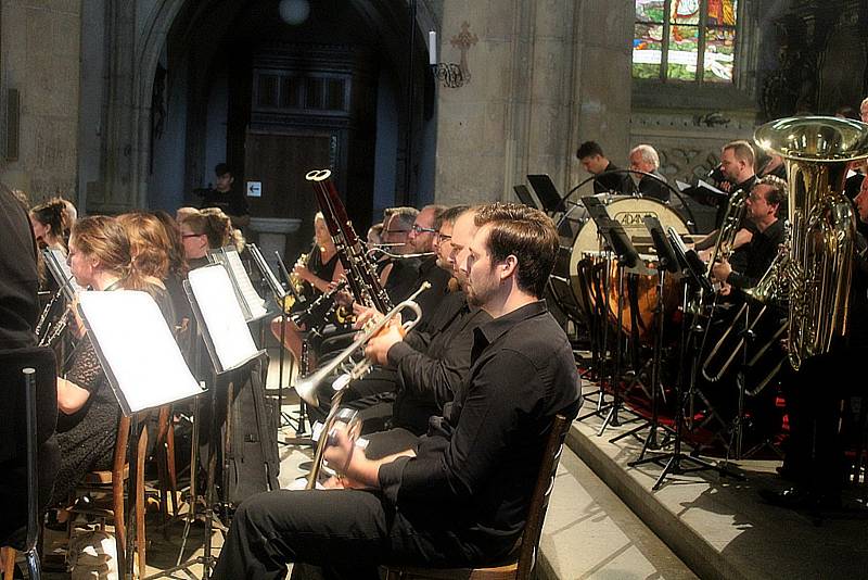 Operní týden: koncert věnovaný Antonínu Dvořákovi v chrámu sv. Barbory v Kutné Hoře.