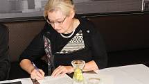 V Čáslavi podepsaly koaliční smlouvu tři politické subjekty.