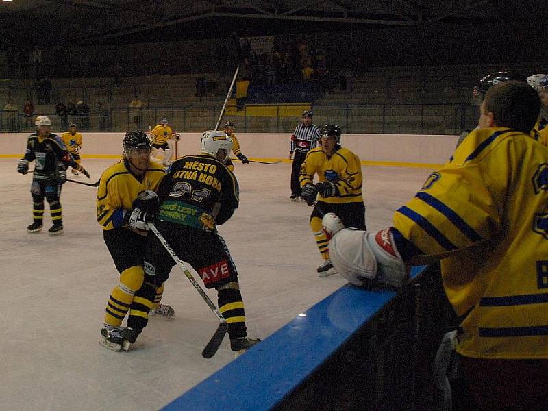 Hokej II. liga: K. Hora - Benešov 4:5, neděle 4. října 2009