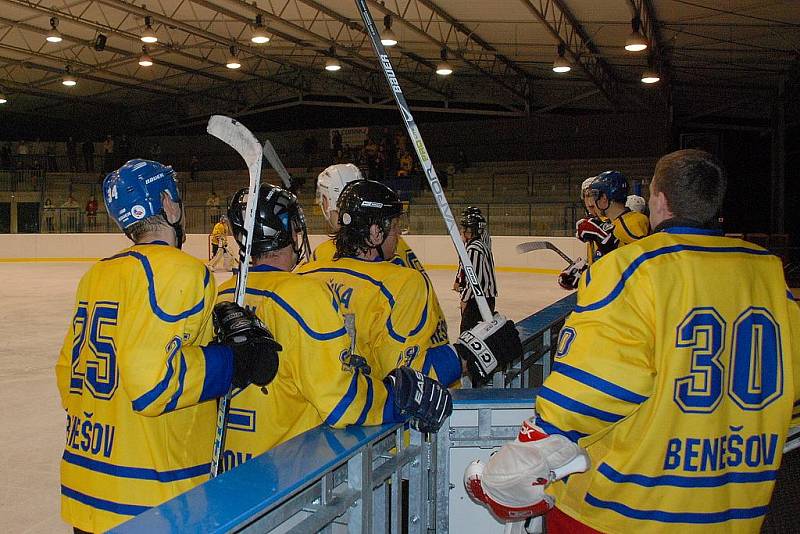 Hokej II. liga: K. Hora - Benešov 4:5, neděle 4. října 2009