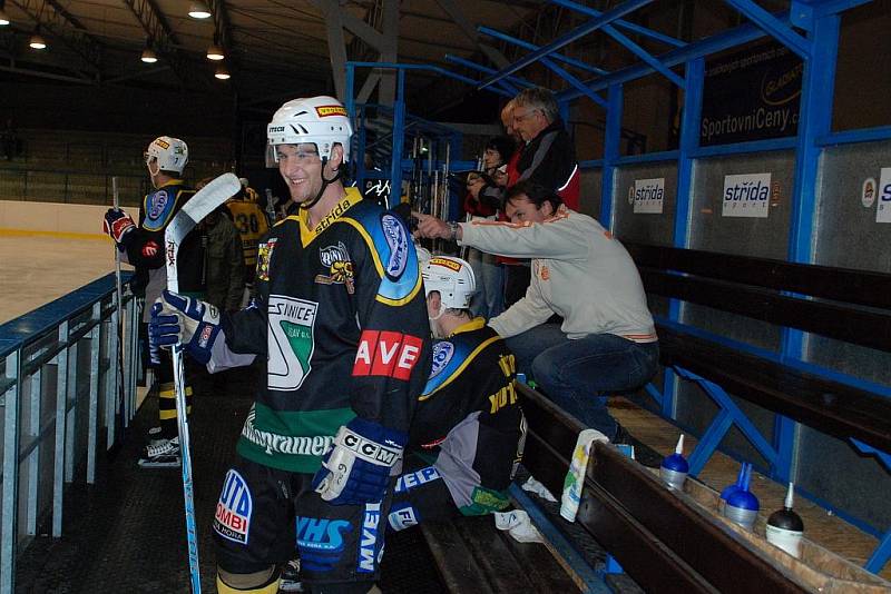 Hokej II. liga: K. Hora - Benešov 4:5, neděle 4. října 2009