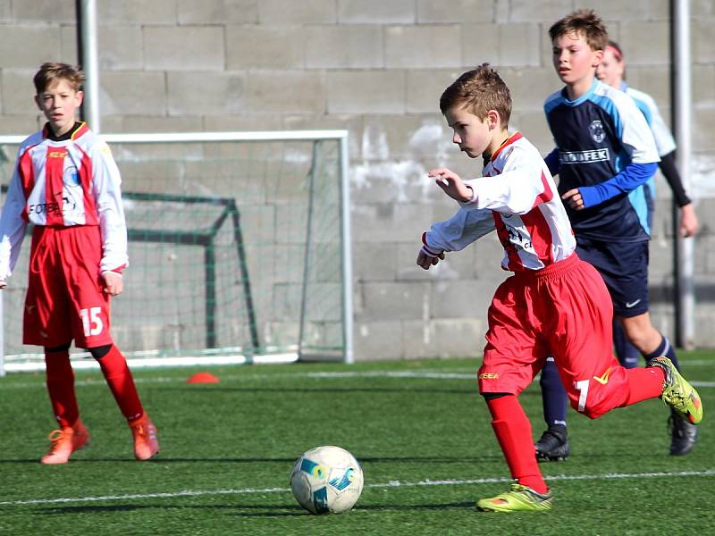 Fotbalový přípravný zápas, mladší žáci, kategorie U13: FK Čáslav - TJ Sokol Družba Suchdol 3:3 (0:1, 2:0, 1:2).