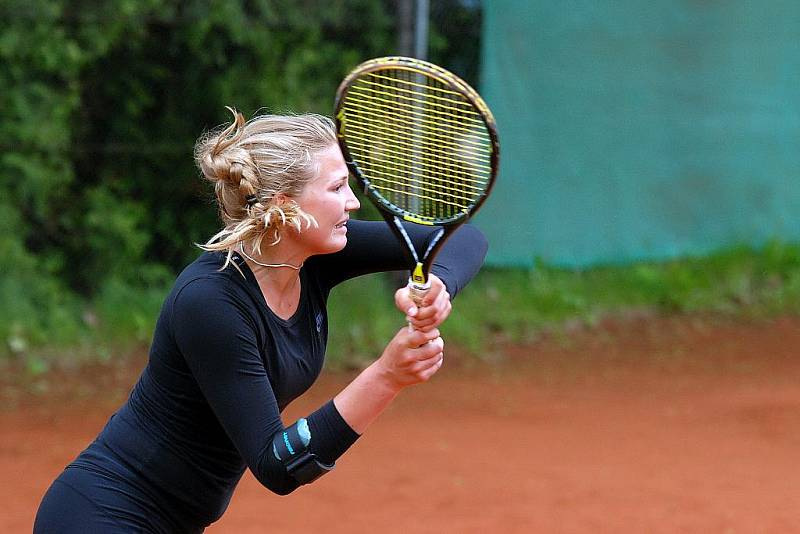 Tenis: Kutná Hora A - Houštka a Kutná Hora D - Týnec n. S., 15. května 2010.