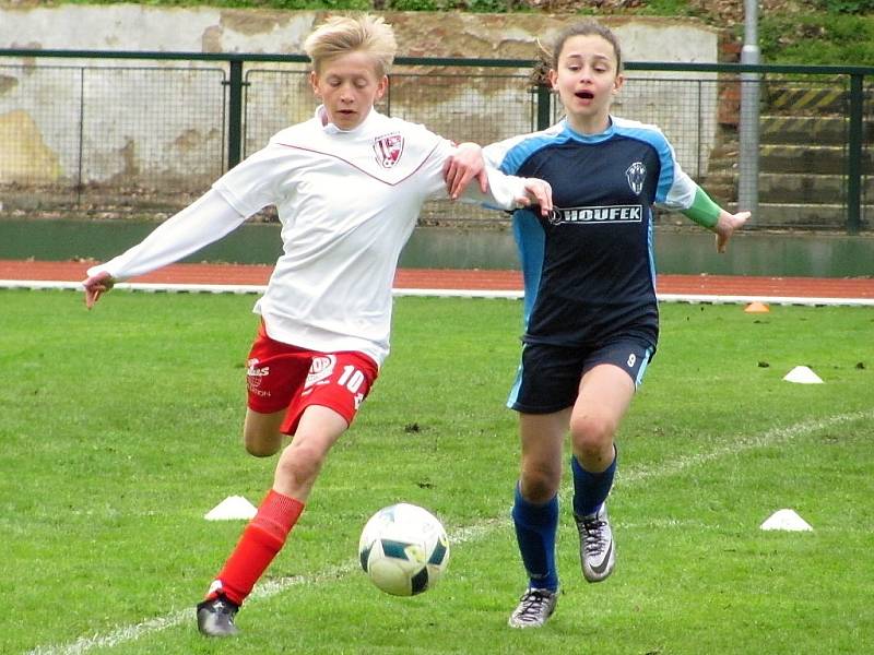 Česká liga žáků U13, čtvrtek 13. dubna 2017: FK Čáslav - FK Pardubice 2:9.