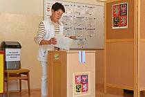Volby v Uhlířských Janovicích v pátek 23. září 2022.