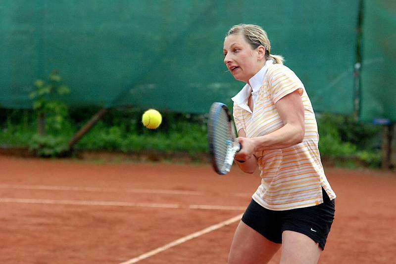 Tenis: Kutná Hora A - Houštka a Kutná Hora D - Týnec n. S., 15. května 2010.