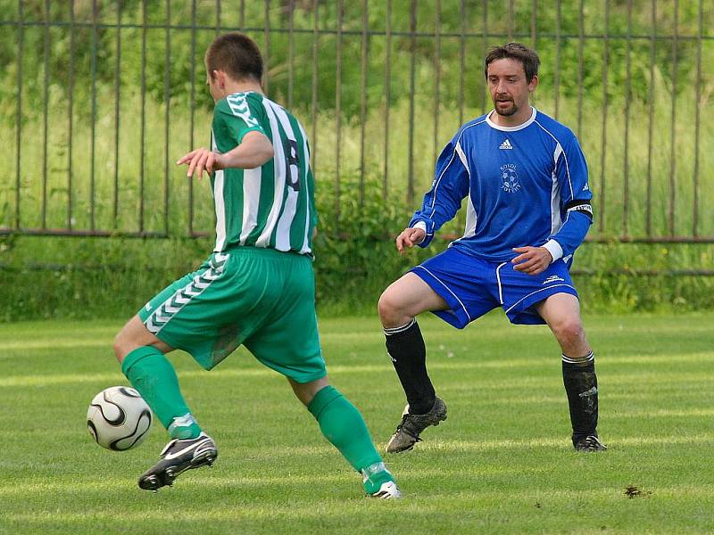 23. kolo III. třídy: Suchdol B - Potěhy, 30. května 2010.