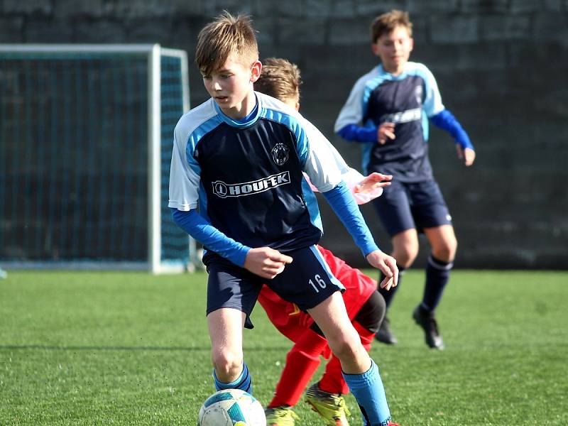 Fotbalový přípravný zápas, mladší žáci, kategorie U13: FK Čáslav - TJ Sokol Družba Suchdol 3:3 (0:1, 2:0, 1:2).