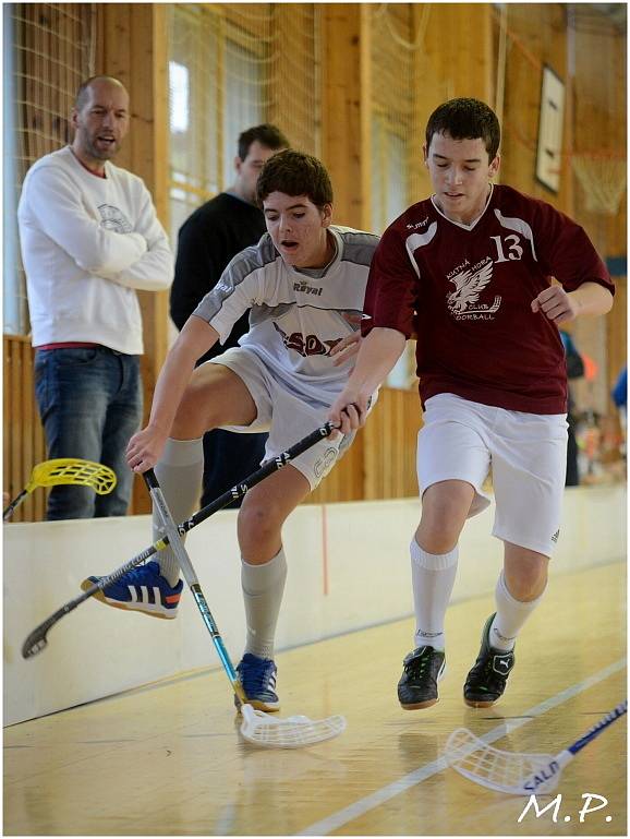 Starší žáci kutnohorského florbalového klubu Olympie remizovali 2:2 s Kladnem B.