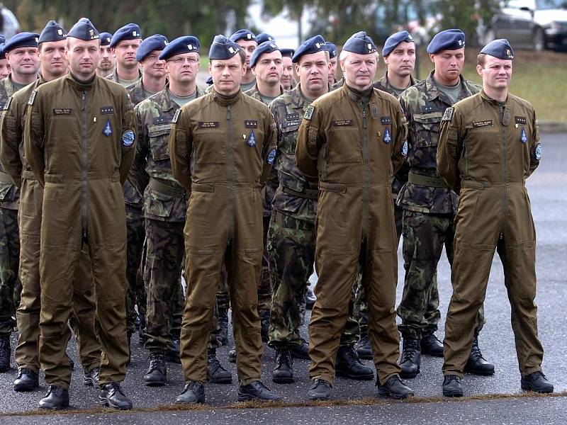 Baltic Air Policing 2009, slavnostní nástup k ukončení mise