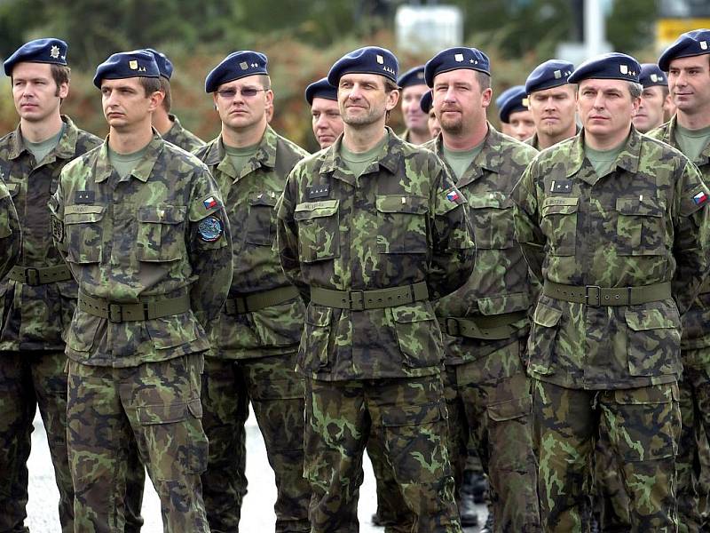 Baltic Air Policing 2009, slavnostní nástup k ukončení mise