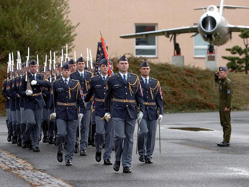 Baltic Air Policing 2009, slavnostní nástup k ukončení mise