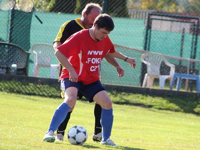 Fotbalová III. třída: TJ Sokol Červené Janovice - FK Záboří nad Labem 2:4 (1:1).