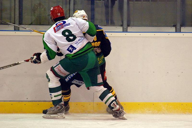 Hokej II. liga: K. Hora - Trutnov 4:2, neděle 15. listopadu 2009