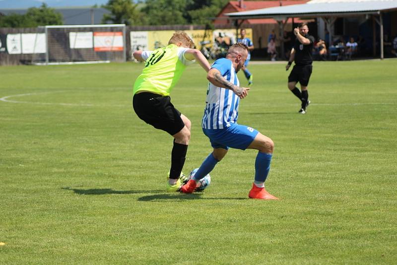 Z fotbalového utkání okresního přeboru Církvice - Křesetice