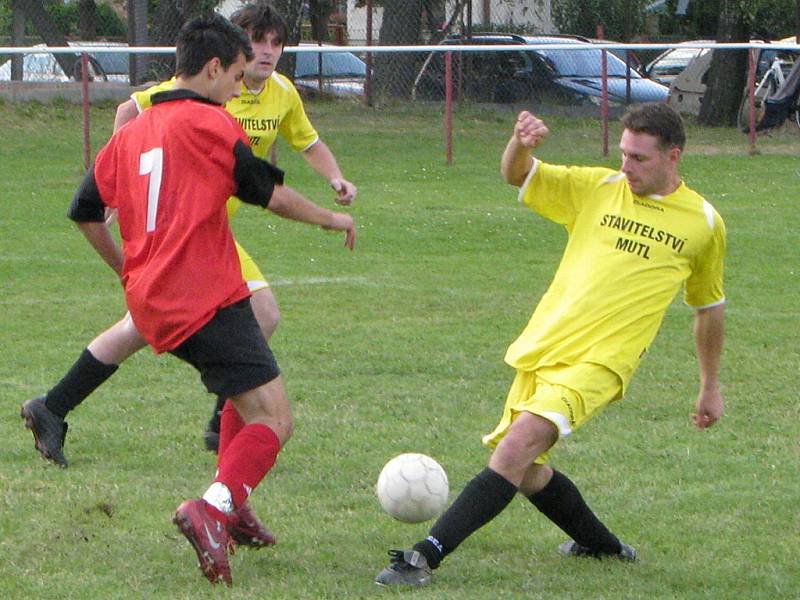 Červenojanovický Pukma Cup 2008 - osmifinálové utkání Katlov - Fa Roman Mutl 3:2.