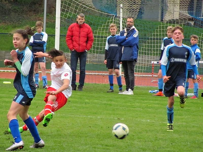 Česká liga žáků U13, čtvrtek 13. dubna 2017: FK Čáslav - FK Pardubice 2:9.